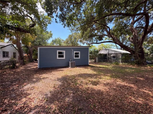 4010 E PARIS STREET, Tampa, FL 33610