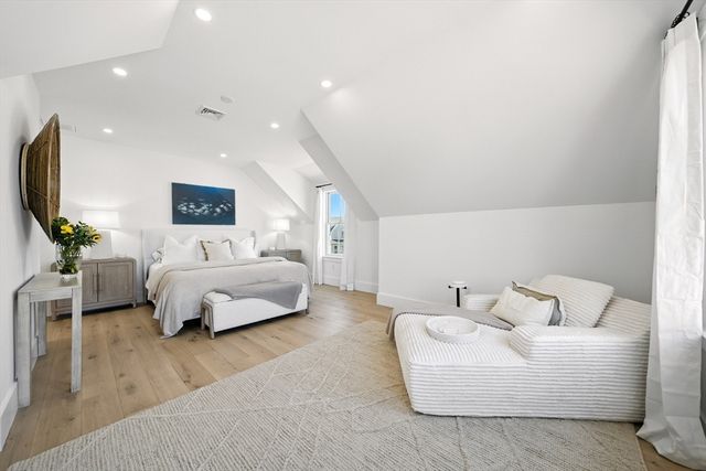 4 Goldenrod Court, Nantucket, MA 02554