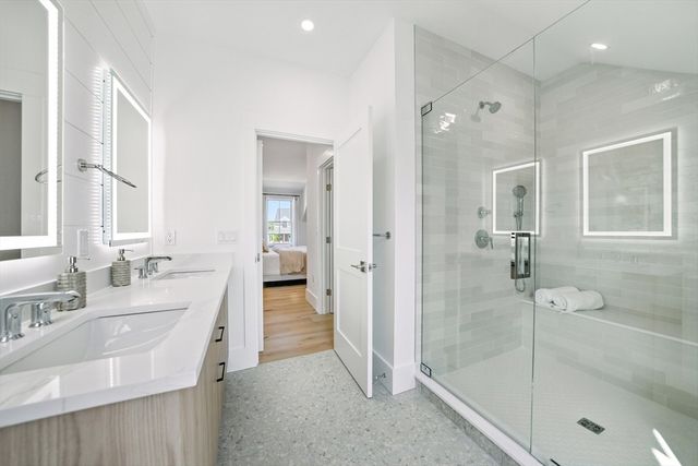 4 Goldenrod Court, Nantucket, MA 02554