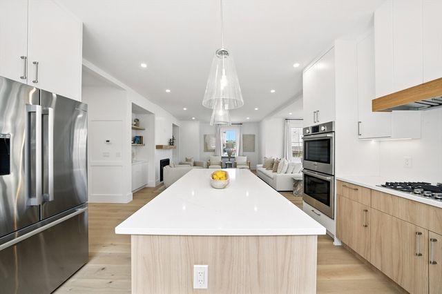 4 Goldenrod Court, Nantucket, MA 02554