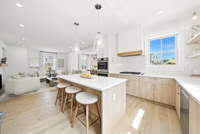 4 Goldenrod Court, Nantucket, MA 02554