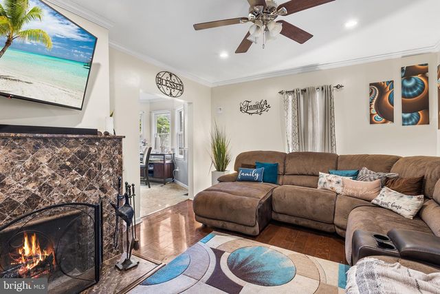 1755 ROCKWELL RD, Abington, PA 19001