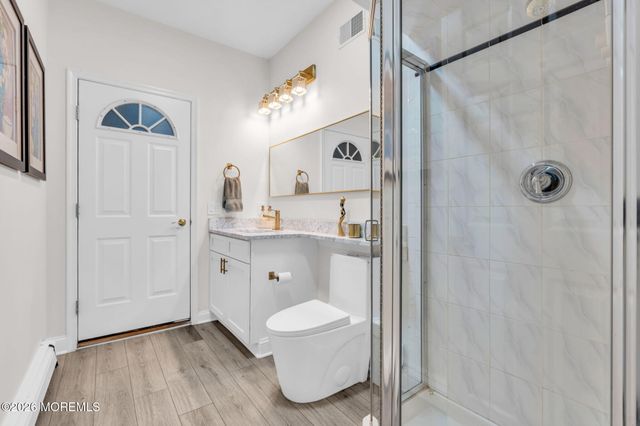 14 Black Walnut Way, Marlboro, NJ 07746