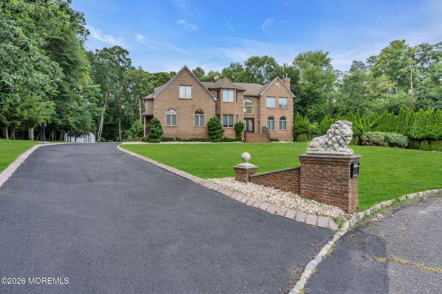 14 Black Walnut Way, Marlboro, NJ 07746