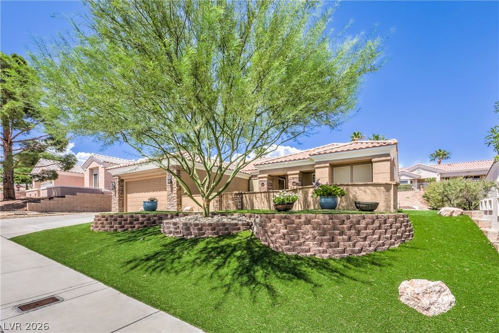 10832 Clarion Lane, Las Vegas, NV 89134 — photo 3