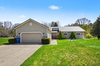 3682 W Fuller Drive, Fruitport Twp, MI 49444