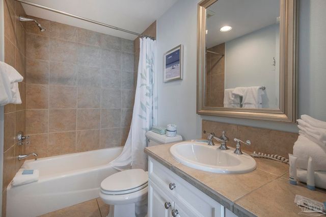 1 Portofino Dr 905, Pensacola Beach, FL 32561
