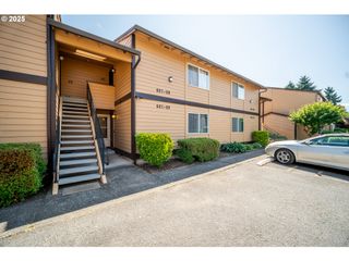 621 Se 121ST Ave 29, Vancouver, WA 98683