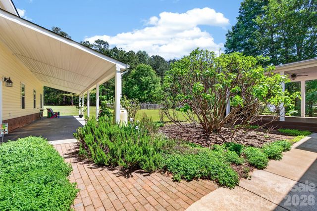 1820 Riva Ridge Court, York, SC 29745