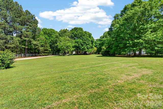1820 Riva Ridge Court, York, SC 29745