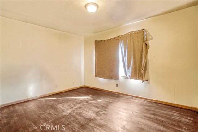 10807 Compton Avenue, Los Angeles, CA 90059