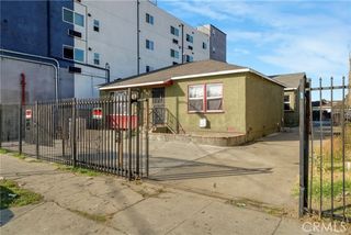 10807 Compton Avenue, Los Angeles, CA 90059