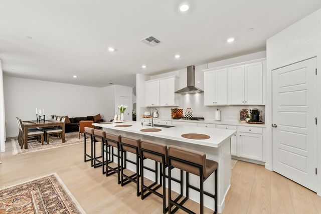 1100 Rio Del Oro Way, Olivehurst, CA 95961
