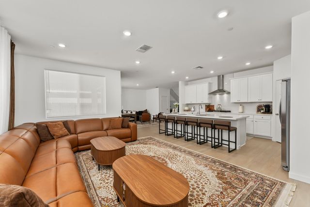 1100 Rio Del Oro Way, Olivehurst, CA 95961
