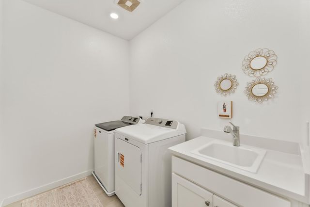 1100 Rio Del Oro Way, Olivehurst, CA 95961