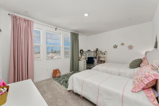 1100 Rio Del Oro Way, Olivehurst, CA 95961