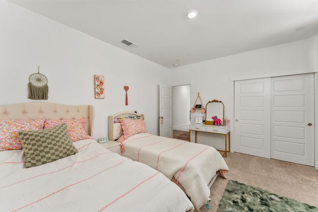 1100 Rio Del Oro Way, Olivehurst, CA 95961