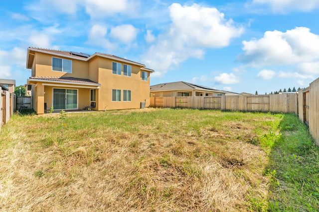 1100 Rio Del Oro Way, Olivehurst, CA 95961