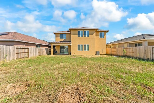 1100 Rio Del Oro Way, Olivehurst, CA 95961