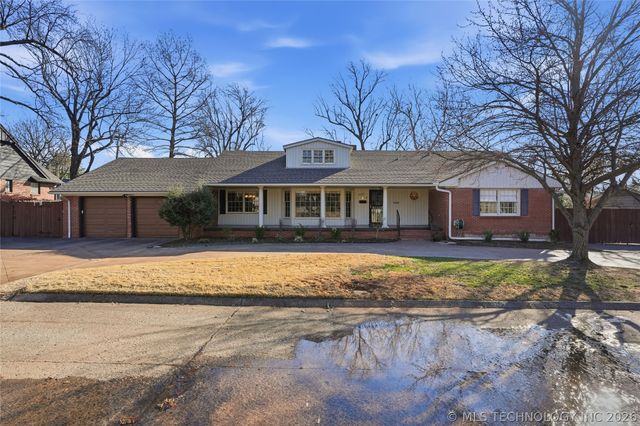 3127 S Lewis Avenue, Tulsa, OK 74105
