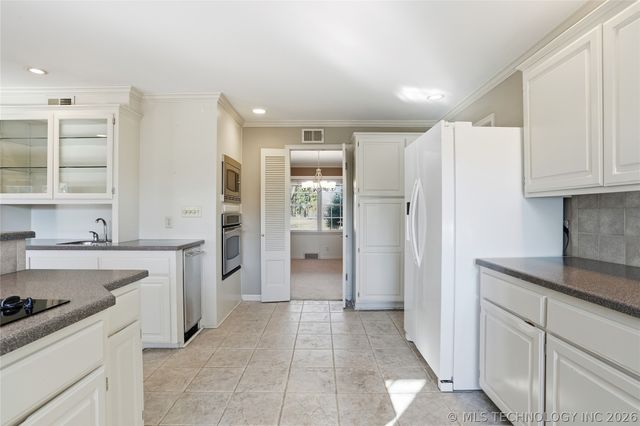 3127 S Lewis Avenue, Tulsa, OK 74105