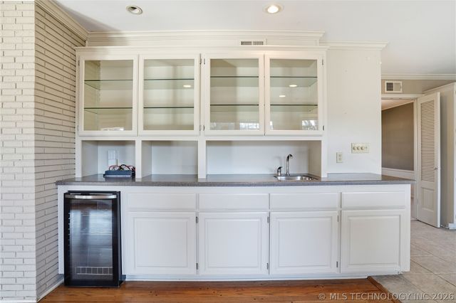 3127 S Lewis Avenue, Tulsa, OK 74105