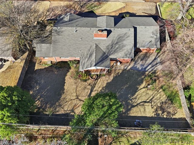 3127 S Lewis Avenue, Tulsa, OK 74105