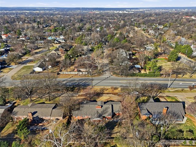 3127 S Lewis Avenue, Tulsa, OK 74105