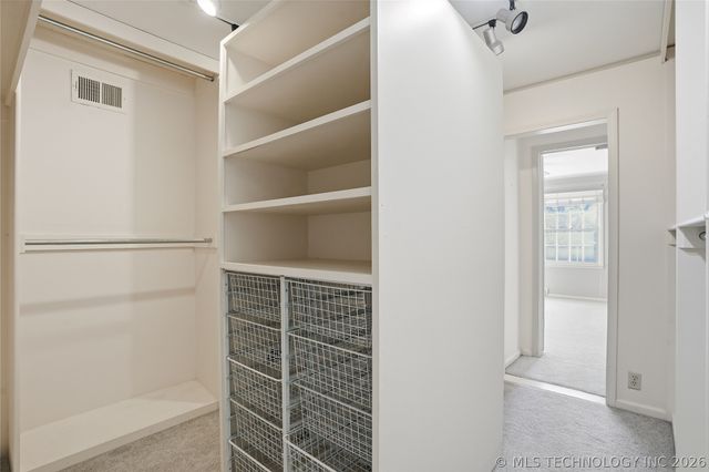 3127 S Lewis Avenue, Tulsa, OK 74105