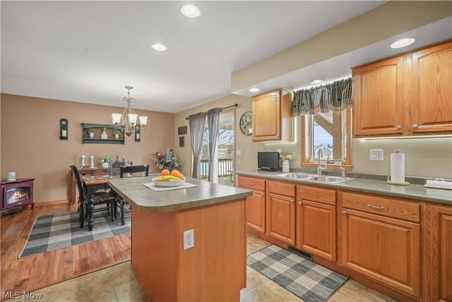 762 Township Road 150, Sullivan, OH 44880