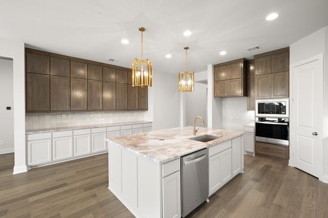 1873 Rough Ridge Trail, Midlothian, TX 76065