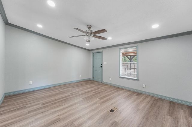 110 Robin Street, Shepherd, TX 77371