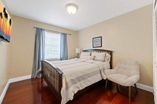 10927 La Salinas Circle, Boca Raton, FL 33428