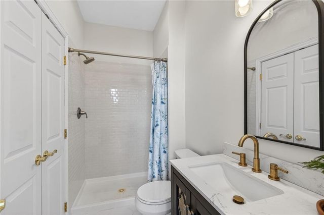 14701 Farley Street, Overland Park, KS 66221