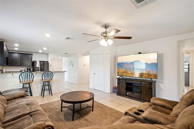 3002 GREYNOLDS STREET, Deltona, FL 32738