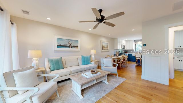21 Haul Away Apt 5, Hilton Head Island, SC 29928