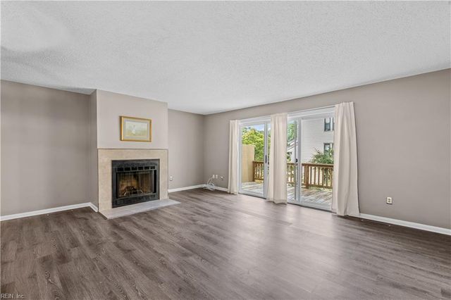 2305 Purple Martin LN, Virginia Beach, VA 23455