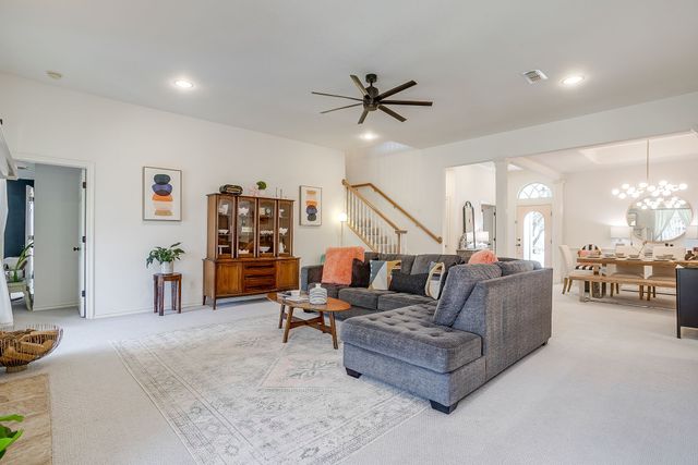 5529 Sierra Ridge Drive, Fort Worth, TX 76123