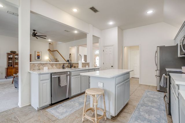 5529 Sierra Ridge Drive, Fort Worth, TX 76123