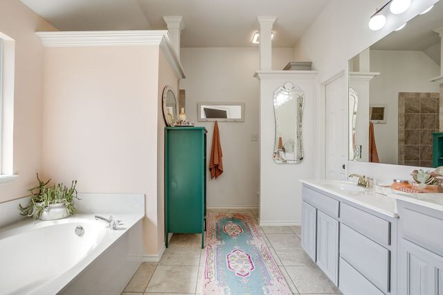 5529 Sierra Ridge Drive, Fort Worth, TX 76123