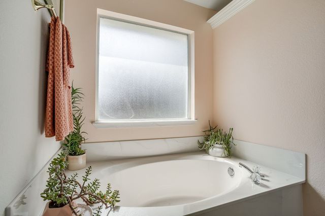 5529 Sierra Ridge Drive, Fort Worth, TX 76123