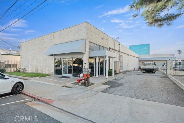 429 S Palm Avenue, Alhambra, CA 91803