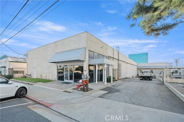 429 S Palm Avenue, Alhambra, CA 91803