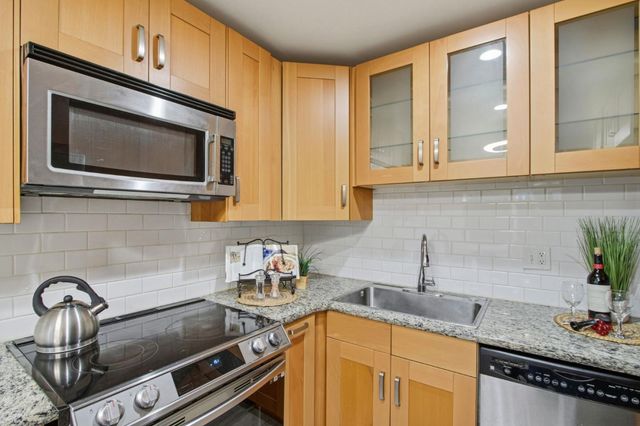 597 Valley Forge Way 4, Campbell, CA 95008