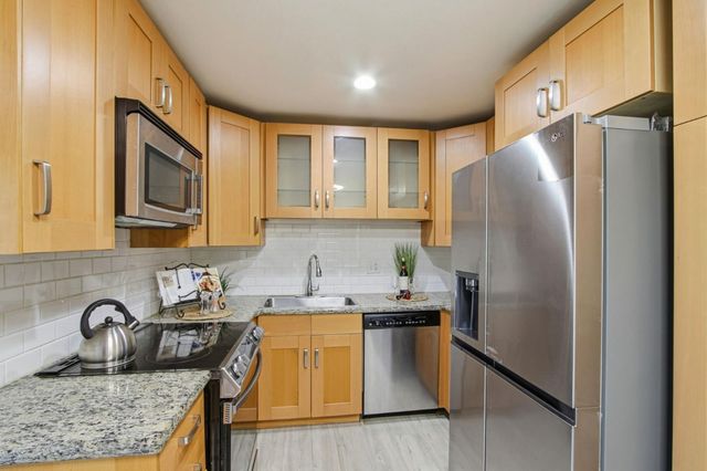 597 Valley Forge Way 4, Campbell, CA 95008