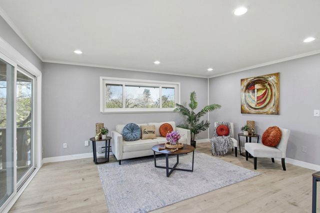 597 Valley Forge Way 4, Campbell, CA 95008