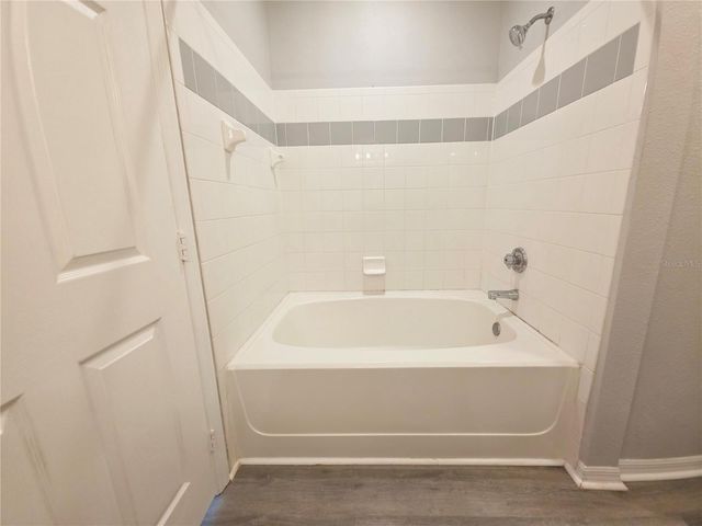 9018 LAKE CHASE ISLAND WAY 9018, Tampa, FL 33626