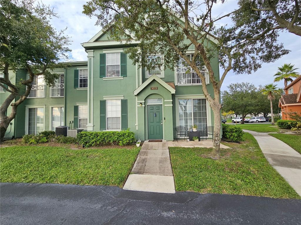 9018 LAKE CHASE ISLAND WAY 9018, Tampa, FL 33626