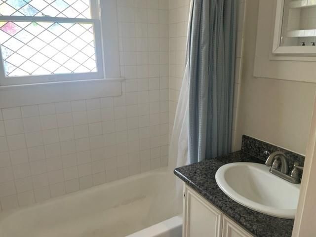 4105 Mckinney Street B, Houston, TX 77023