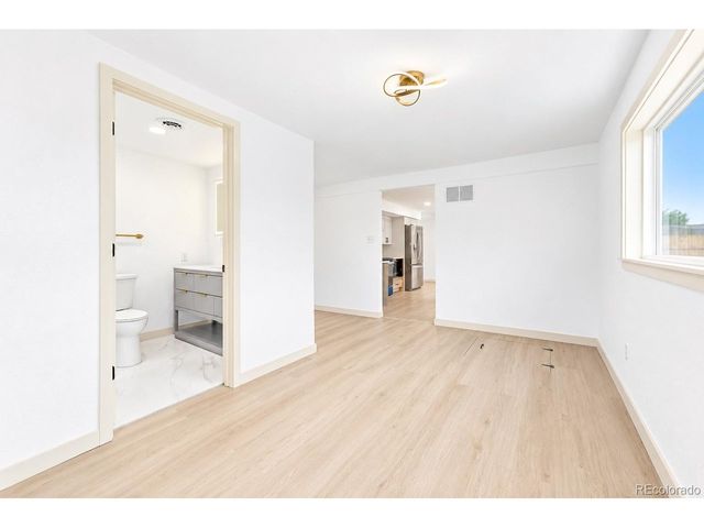 11951 W Security Ave, Lakewood, CO 80401